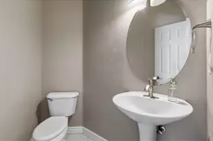701 Terra View Cir, Fort Collins, CO 80525 - Photo 17