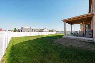 1320 Chamois Dr, Severance, CO 80550 - Photo 33