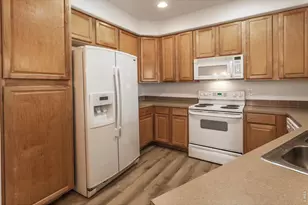 5220 Boardwalk Dr, Fort Collins, CO 80525 - Photo 11