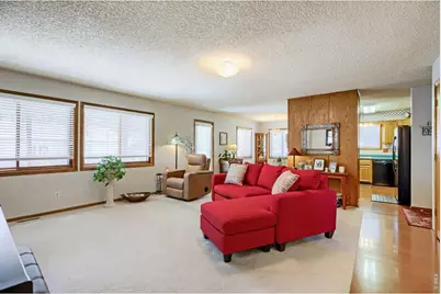 2874 Hartwick Cir, Longmont, CO 80503 - Photo 3