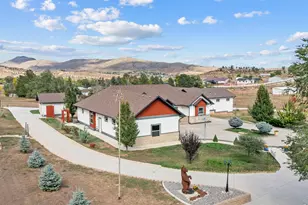 7889 Bison Bluff St, Loveland, CO 80538 - Photo 45