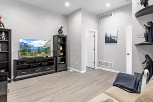 7889 Bison Bluff St, Loveland, CO 80538 - Photo 37