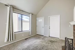 1021 Townley Cir, Longmont, CO 80501 - Photo 5