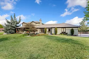 5706 Pleasant Hill Ln, Fort Collins, CO 80526 - Photo 5
