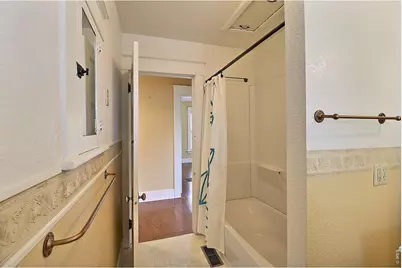 1326 8th St, Greeley, CO 80631 - Photo 23