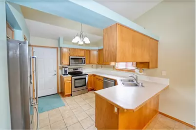 405 Trailwood Dr, Windsor, CO 80550 - Photo 7