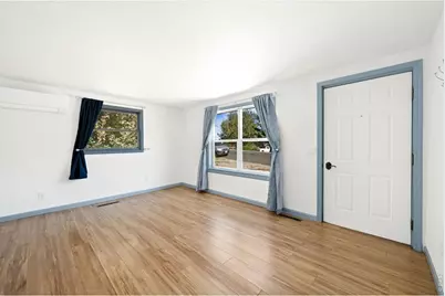 1135 Monroe Ave, Loveland, CO 80537 - Photo 7