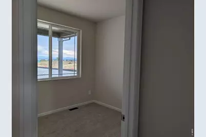 14392 Lincoln Ave, Longmont, CO 80501 - Photo 3