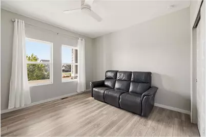1763 Covered Bridge Pkwy, Windsor, CO 80550 - Photo 11