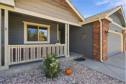 4562 Cole Dr, Loveland, CO 80538 - Photo 5