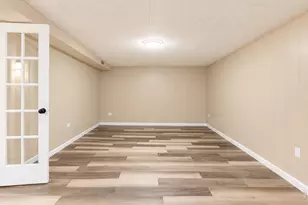 1431 S Magnolia Way, Denver, CO 80224 - Photo 17