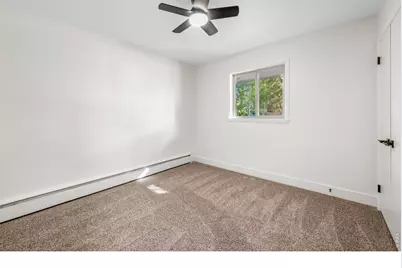 1815 Collyer St, Longmont, CO 80501 - Photo 17
