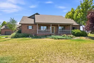 3338 Paddy Ln, Loveland, CO 80537 - Photo 1