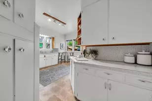 685 S Emerson St, Denver, CO 80209 - Photo 13