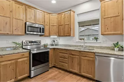 3472 Janus Dr, Loveland, CO 80537 - Photo 7