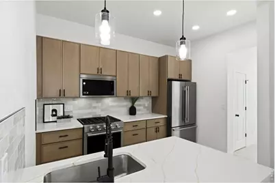 662 S Logan St, Denver, CO 80209 - Photo 15