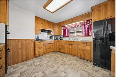 619 Fremont Ave, Fort Morgan, CO 80701 - Photo 9