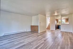 1324 Holly Ave, Longmont, CO 80501 - Photo 11