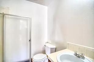 1324 Holly Ave, Longmont, CO 80501 - Photo 23