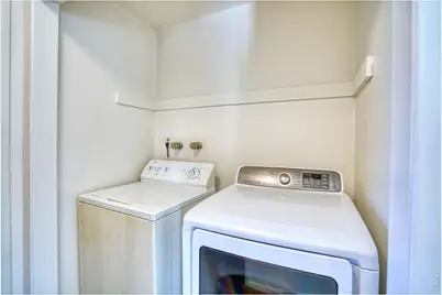 1324 Holly Ave, Longmont, CO 80501 - Photo 27
