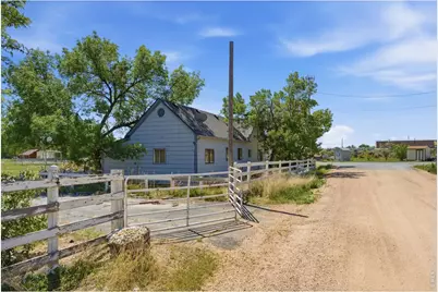 749 42nd St SW, Loveland, CO 80537 - Photo 21