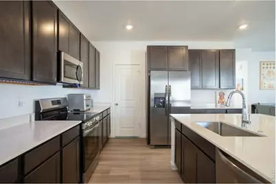 7442 Whiteclover Trl, Littleton, CO 80125 - Photo 9