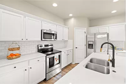 2134 Day Spring Dr, Windsor, CO 80550 - Photo 19