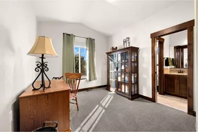 412 E Michigan Ave, Berthoud, CO 80513 - Photo 17