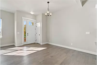 1756 W 50th St, Loveland, CO 80538 - Photo 11
