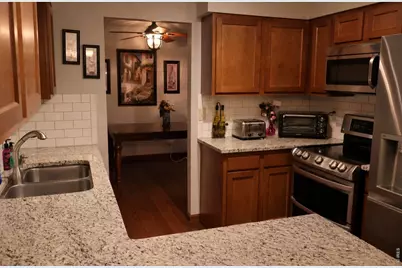 3906 W 14th St, Greeley, CO 80634 - Photo 5