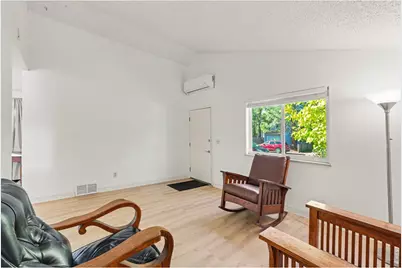 1216 Meadow St, Longmont, CO 80501 - Photo 3