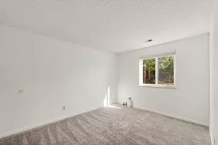 1216 Meadow St, Longmont, CO 80501 - Photo 9