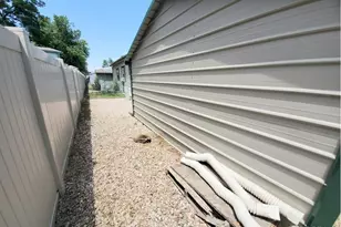 221 W 57th St, Loveland, CO 80538 - Photo 29