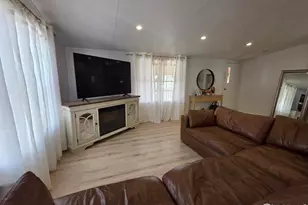 430 Barnard Ct, Longmont, CO 80501 - Photo 9