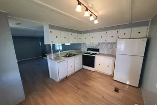 221 W 57th St, Loveland, CO 80538 - Photo 5