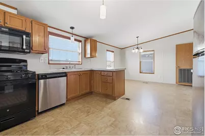 3301 Coyote Ln #26, Evans, CO 80620 - Photo 5