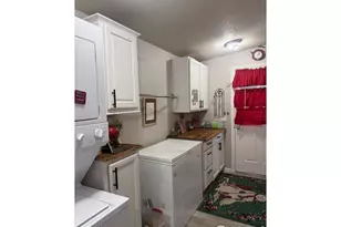 235 N 2nd St, Berthoud, CO 80513 - Photo 25