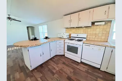 221 W 57th St #B32, Loveland, CO 80538 - Photo 3