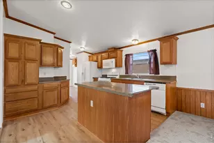 3324 Coyote Ln, Evans, CO 80620 - Photo 7
