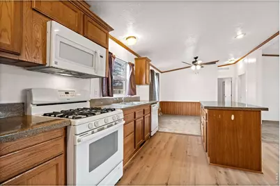 3324 Coyote Ln, Evans, CO 80620 - Photo 5