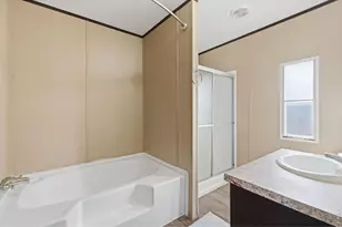 435 N 35th Ave, Greeley, CO 80631 - Photo 7