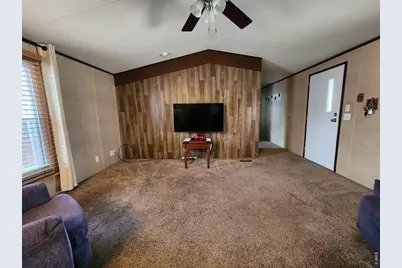 726 E Cleveland St Dr, Lafayette, CO 80026 - Photo 5