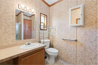 200 N 35th Ave #33, Greeley, CO 80634 - Photo 9