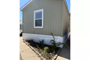 230 N 2nd St, Berthoud, CO 80513 - Photo 1