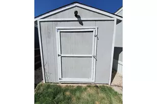 301 B St, Evans, CO 80620 - Photo 29