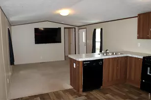 200 N 35th Ave, Greeley, CO 80634 - Photo 3