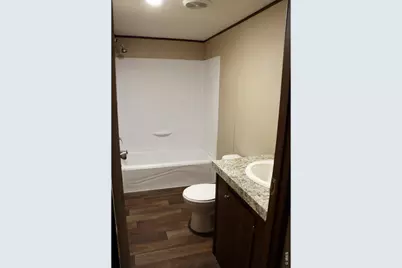 200 N 35th Ave #220, Greeley, CO 80634 - Photo 9