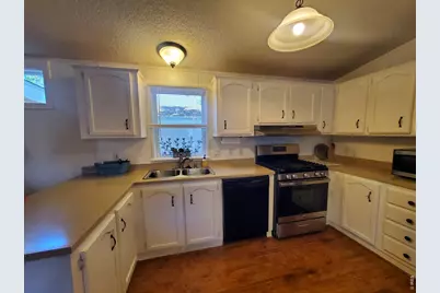 1468 Sylmar Pl #39, Loveland, CO 80537 - Photo 9