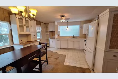 221 W 57th St ##4A, Loveland, CO 80538 - Photo 5