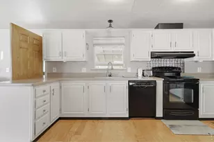 605 W 57th St, Loveland, CO 80538 - Photo 9